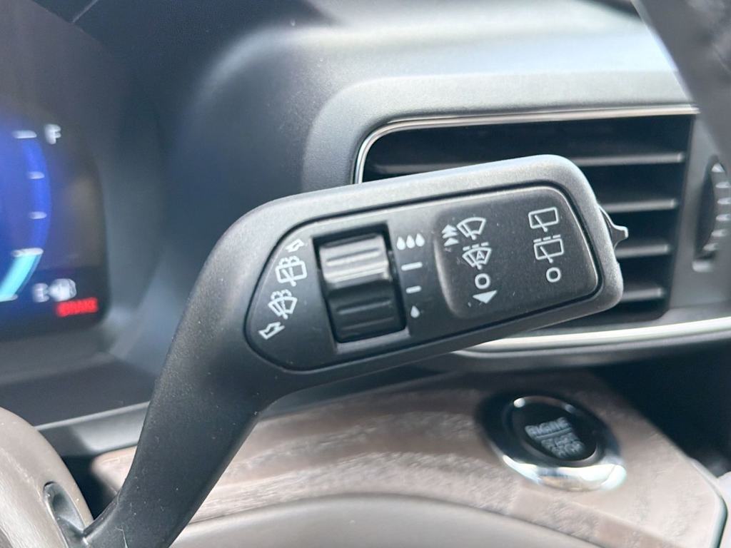 Thumbnail: 2023 Ford Explorer - 14