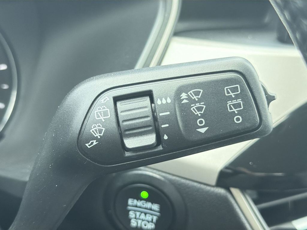 Thumbnail: 2021 Ford Escape - 30