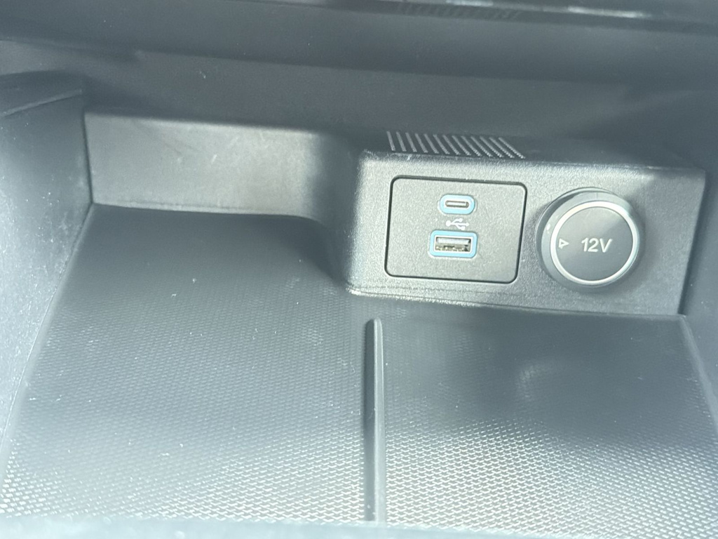 Thumbnail: 2021 Ford Escape - 33