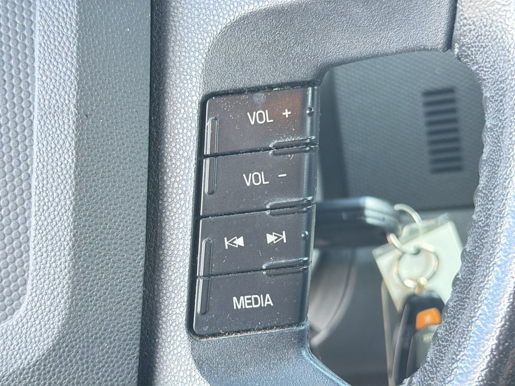 Thumbnail: 2012 Ford Escape - 28