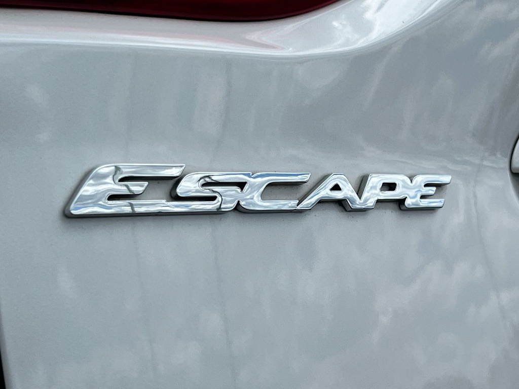 Thumbnail: 2016 Ford Escape - 6