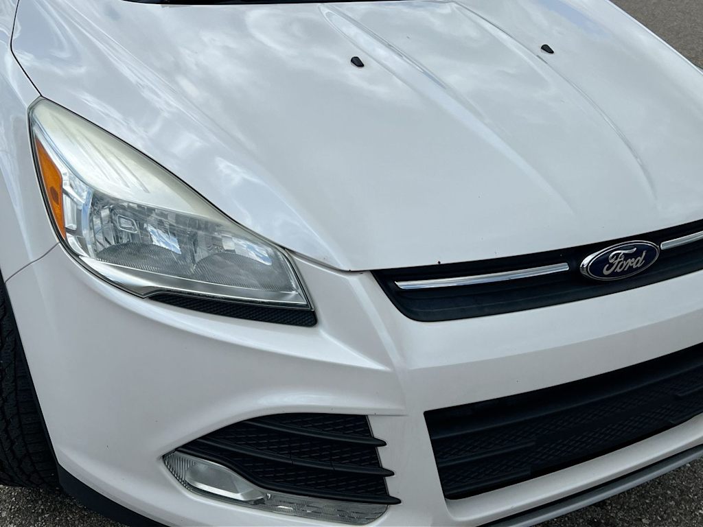 Thumbnail: 2016 Ford Escape - 23
