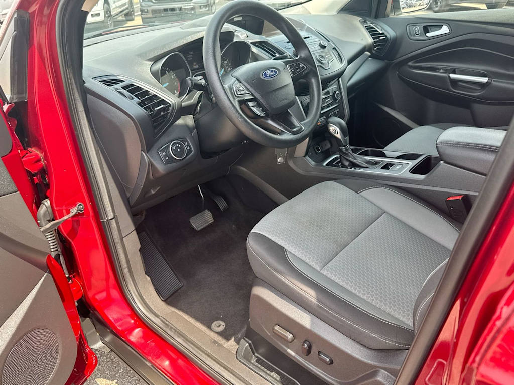 Thumbnail: 2018 Ford Escape - 9