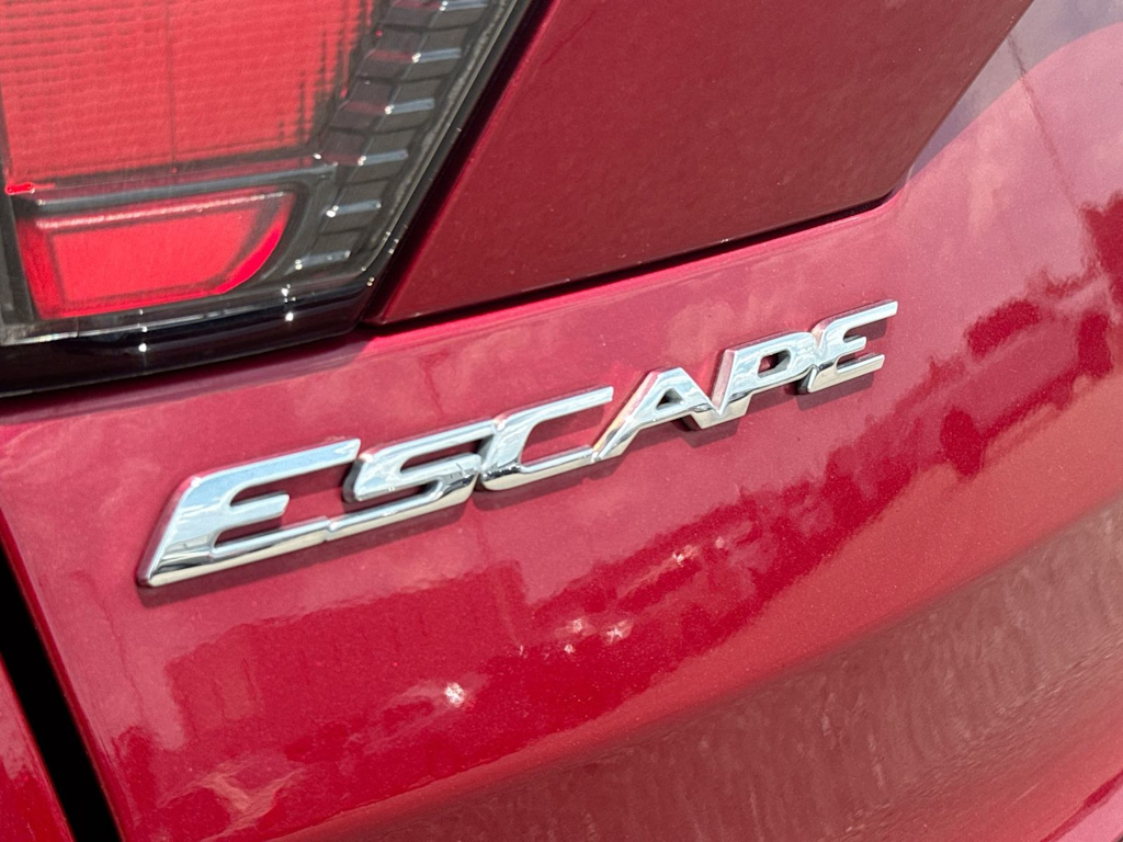 Thumbnail: 2018 Ford Escape - 24