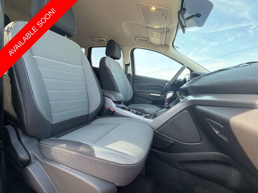 Thumbnail: 2015 Ford Escape - 28
