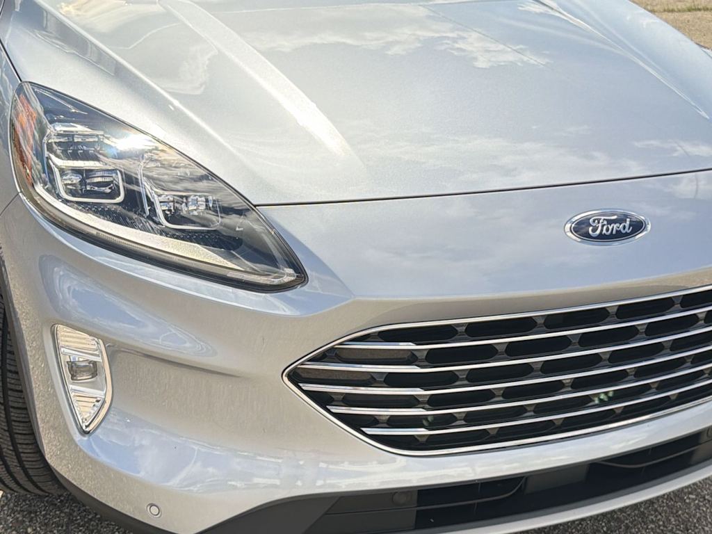 Thumbnail: 2022 Ford Escape - 22