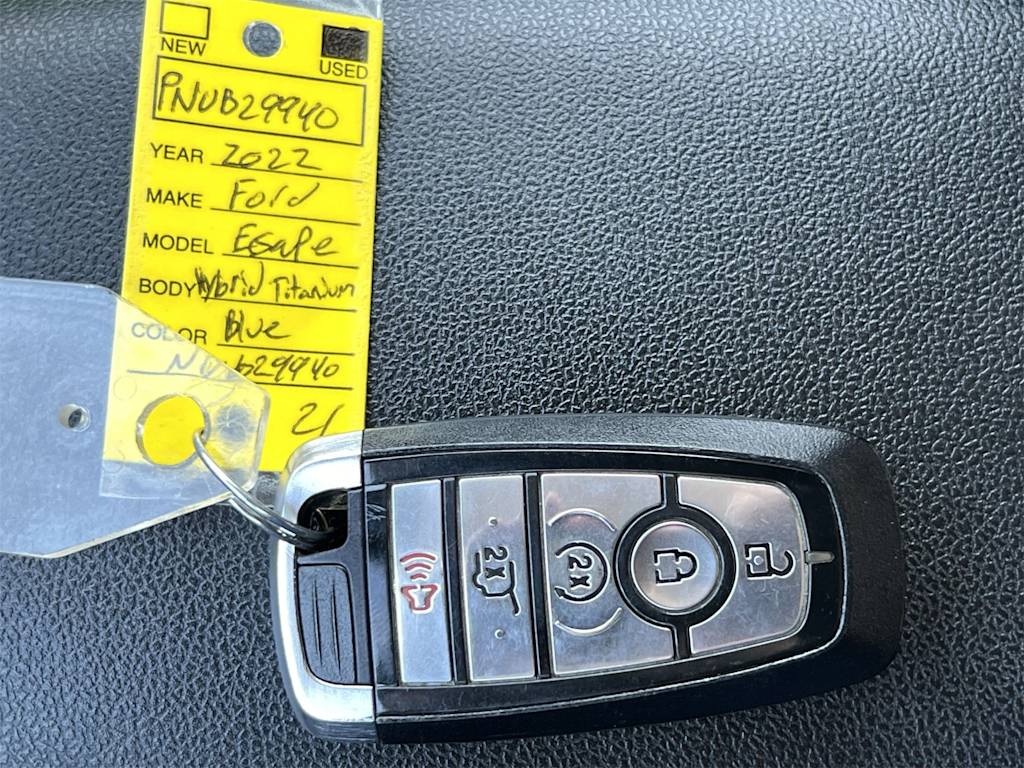 Thumbnail: 2022 Ford Escape - 36