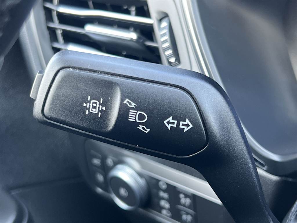 Thumbnail: 2022 Ford Escape - 32