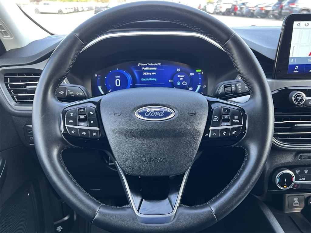 Thumbnail: 2022 Ford Escape - 10