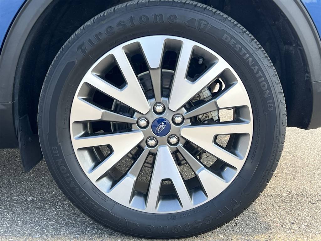 Thumbnail: 2022 Ford Escape - 8