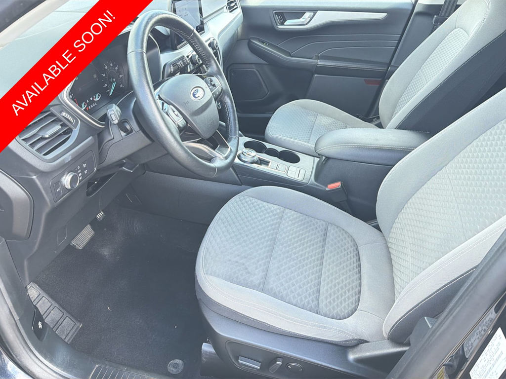 Thumbnail: 2021 Ford Escape - 10