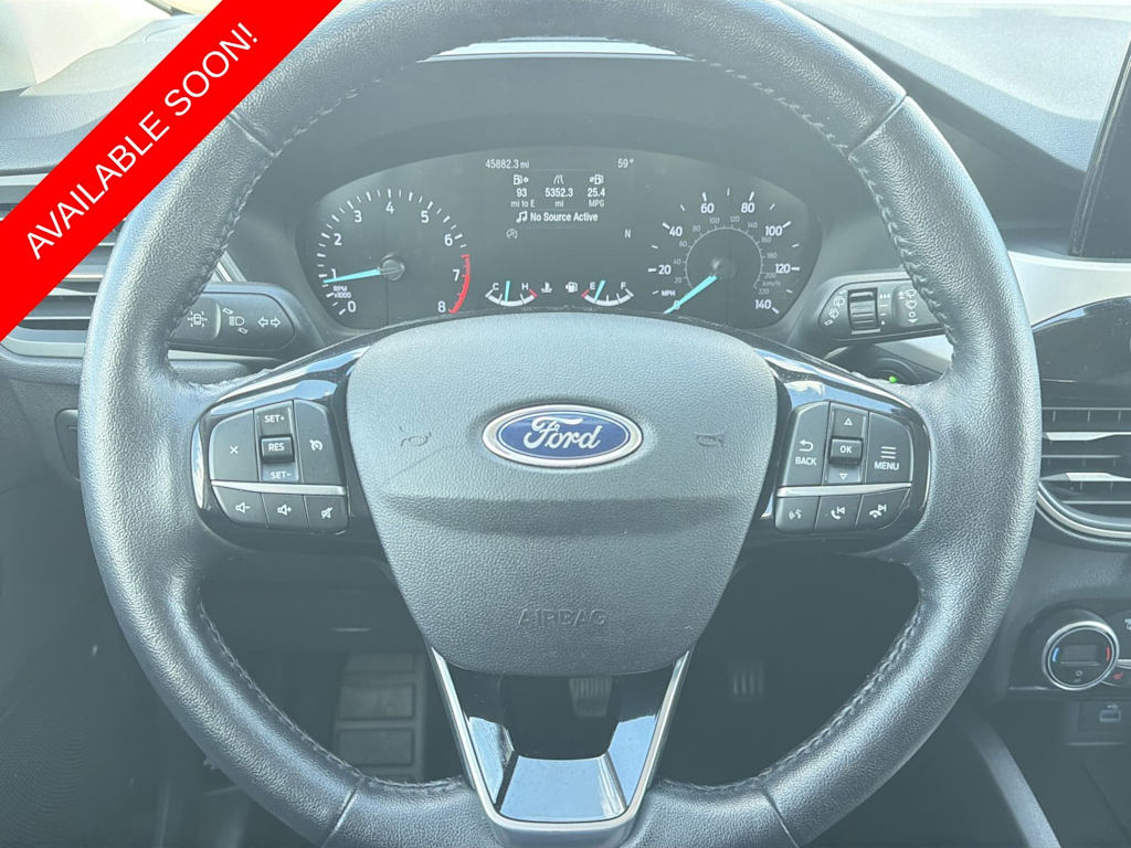 Thumbnail: 2021 Ford Escape - 9