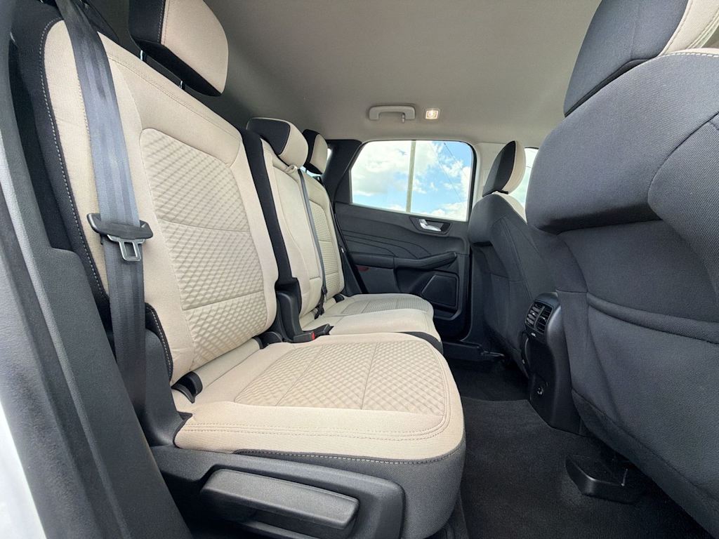 Thumbnail: 2021 Ford Escape - 26