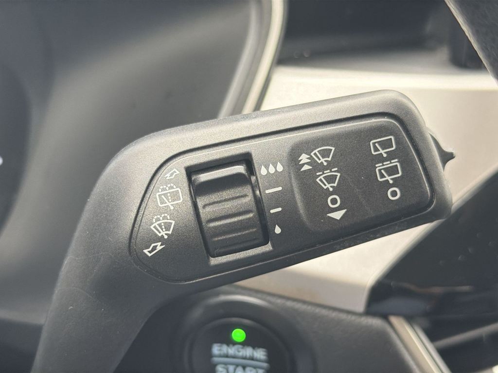 Thumbnail: 2020 Ford Escape - 30