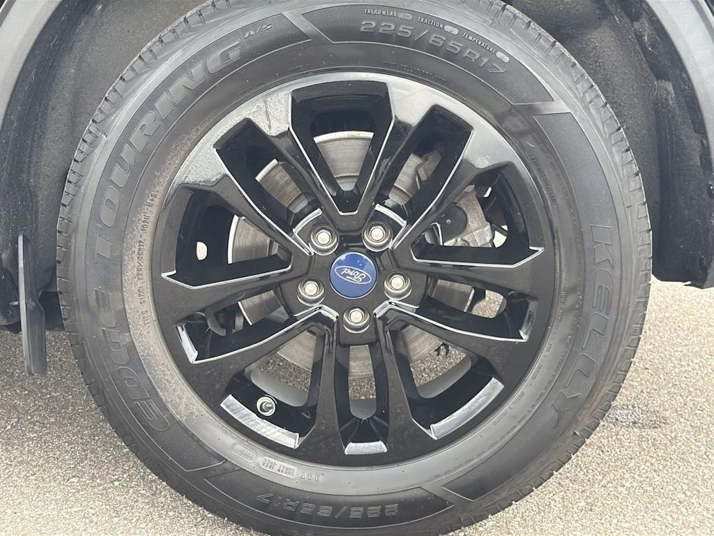 Thumbnail: 2020 Ford Escape - 8