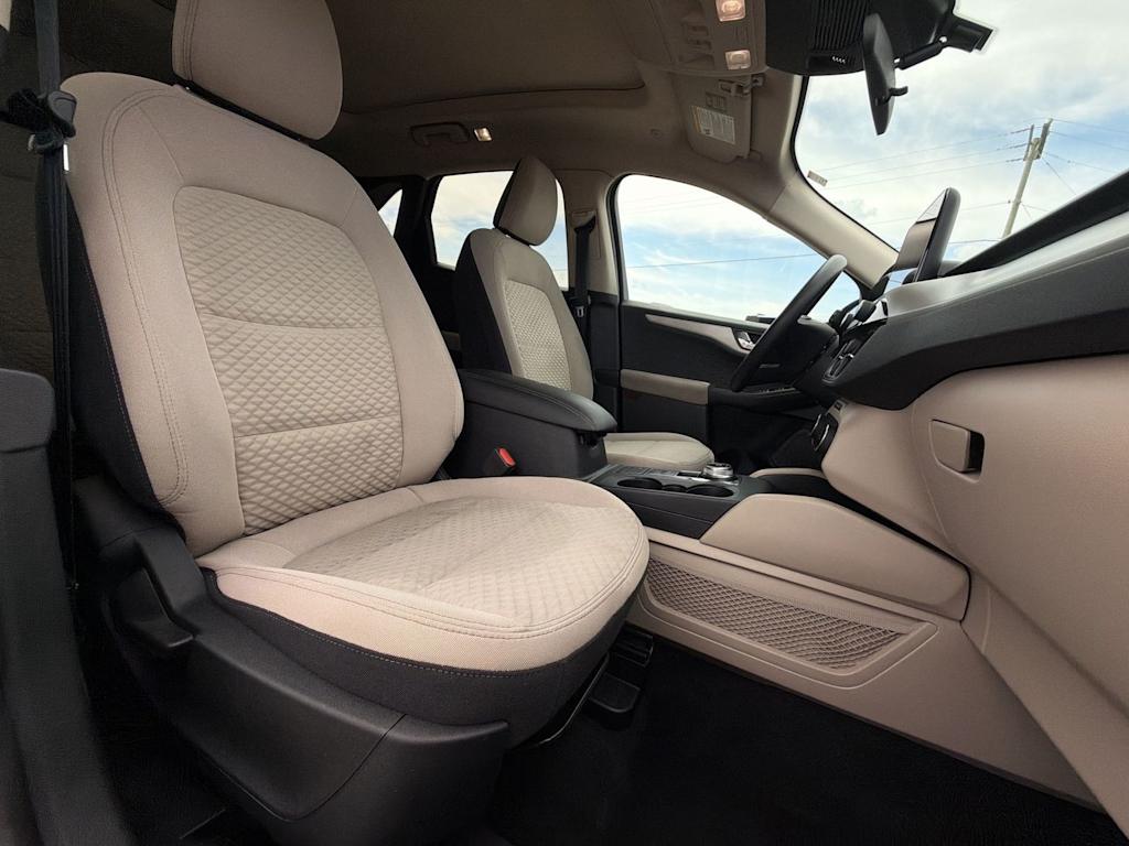 Thumbnail: 2020 Ford Escape - 25