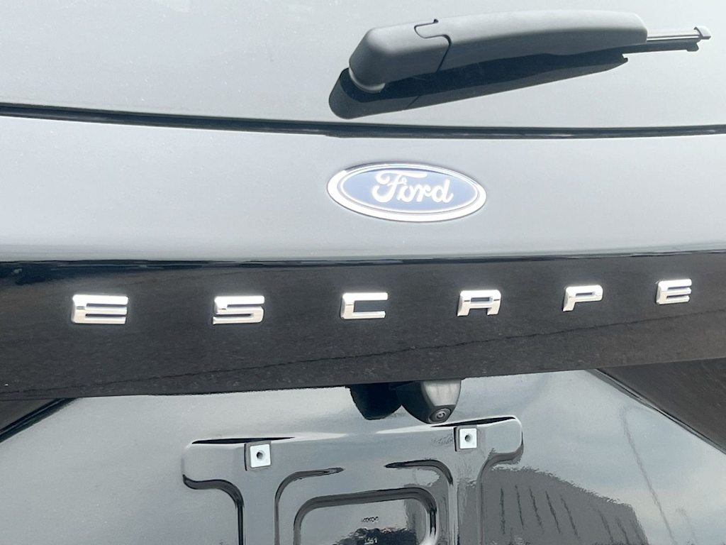 Thumbnail: 2023 Ford Escape - 22