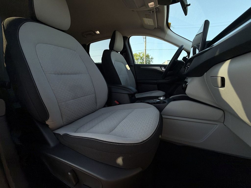 Thumbnail: 2023 Ford Escape - 16