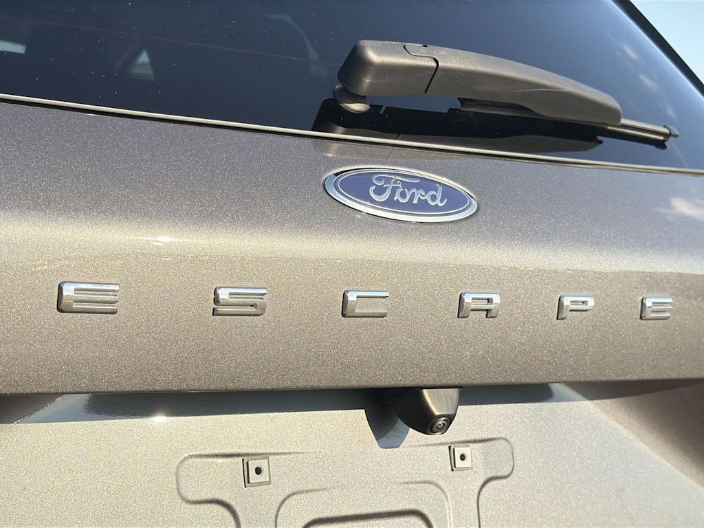 Thumbnail: 2023 Ford Escape - 23
