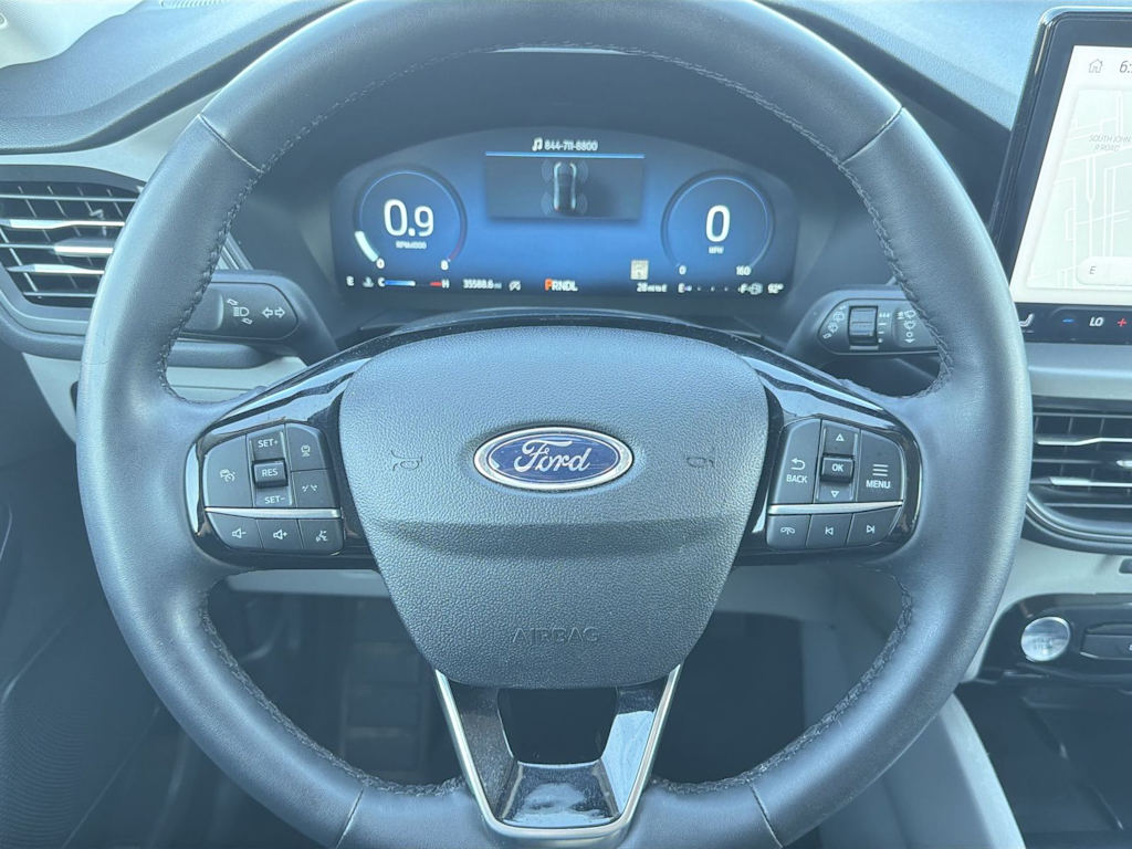 Thumbnail: 2023 Ford Escape - 9