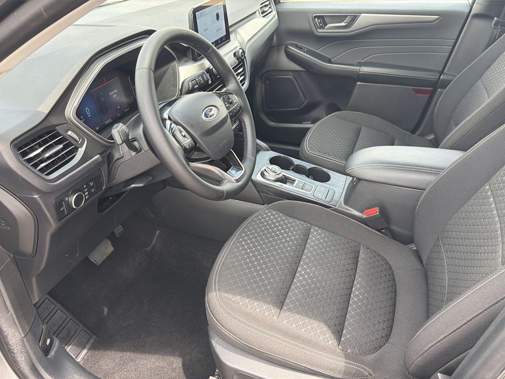 Thumbnail: 2024 Ford Escape - 10