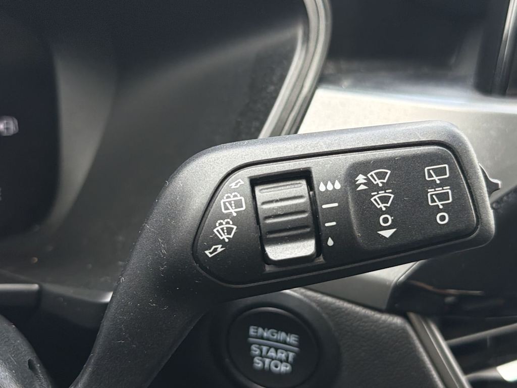 Thumbnail: 2024 Ford Escape - 31