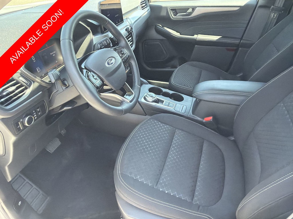 Thumbnail: 2023 Ford Escape - 10