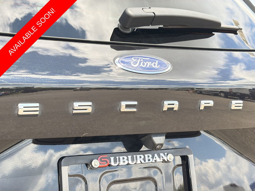 Thumbnail: 2023 Ford Escape - 12