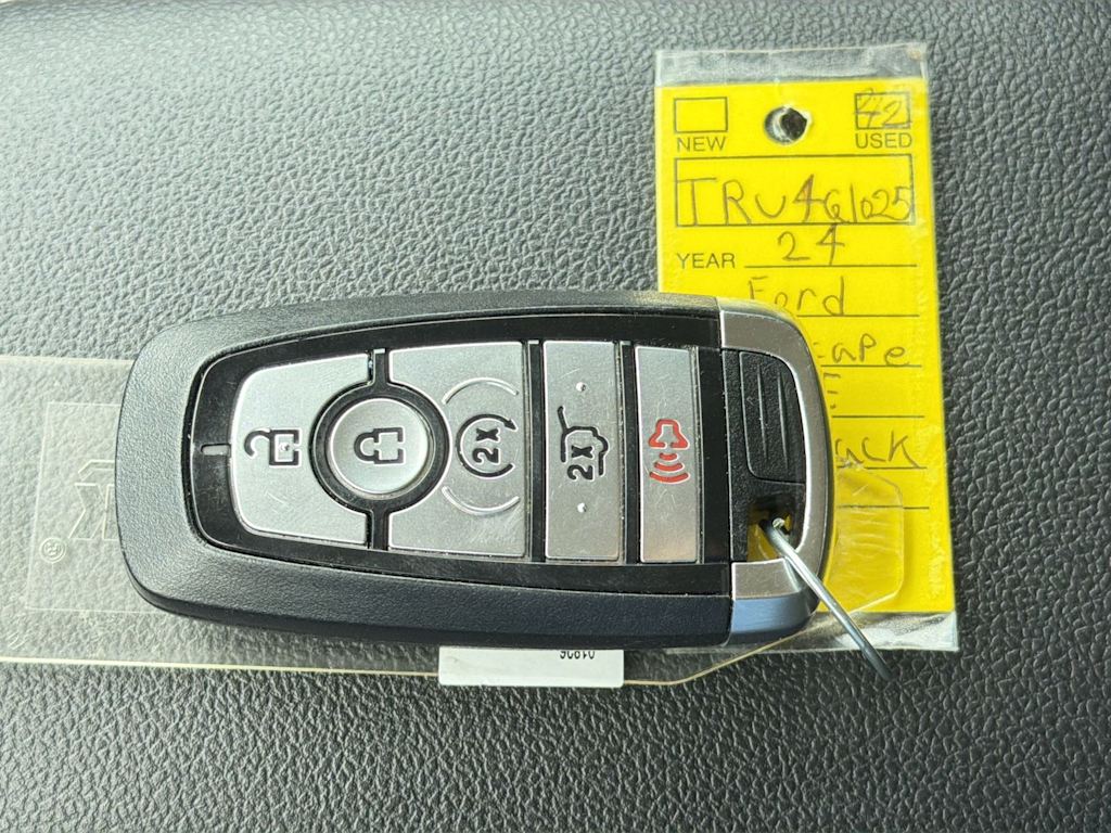 Thumbnail: 2024 Ford Escape - 17