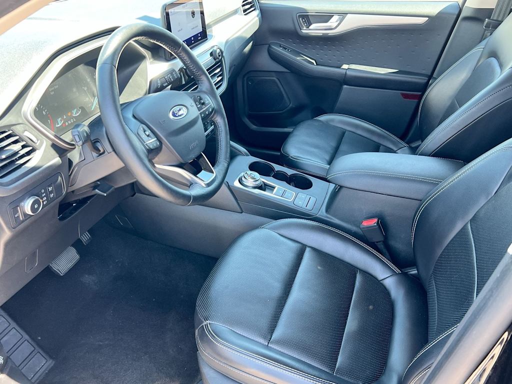 Thumbnail: 2020 Ford Escape - 9