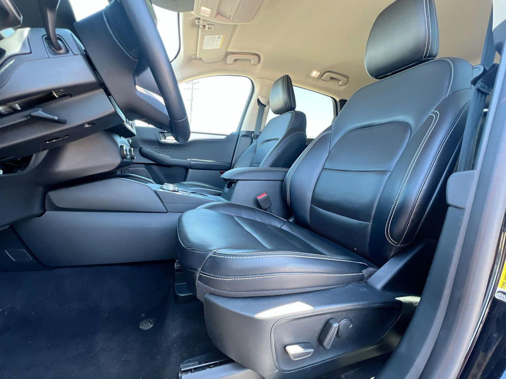 Thumbnail: 2020 Ford Escape - 10