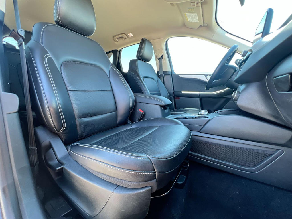 Thumbnail: 2020 Ford Escape - 27
