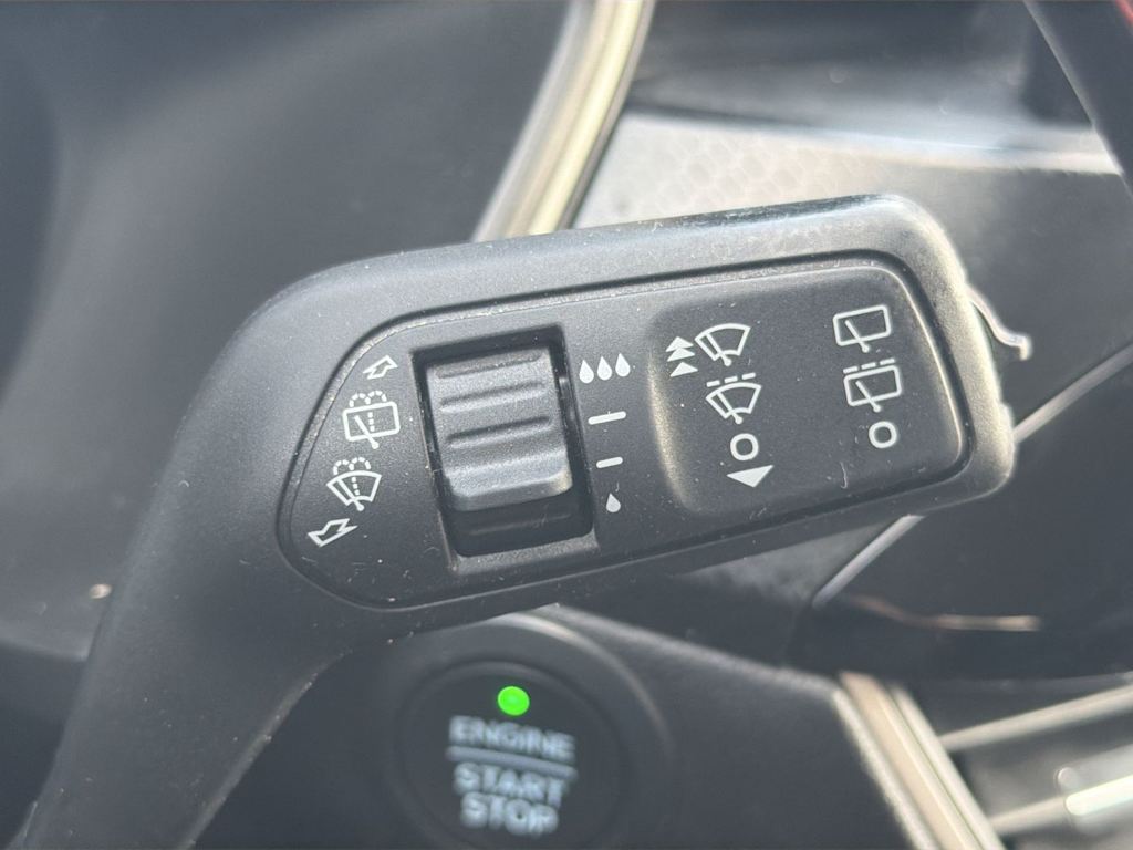 Thumbnail: 2021 Ford Escape - 14