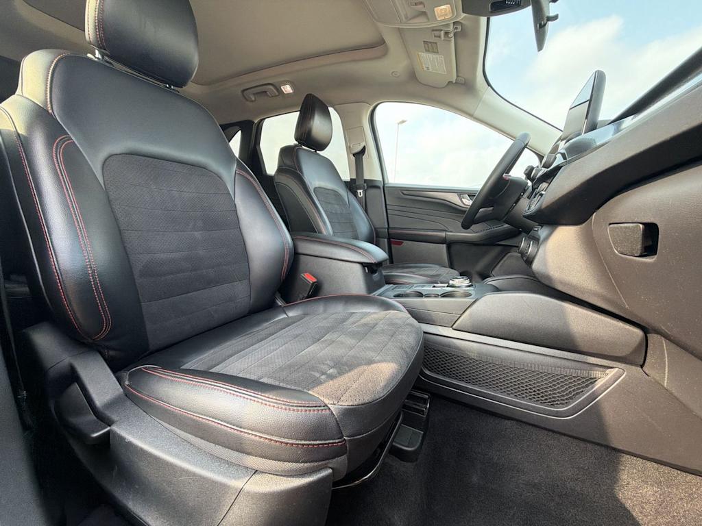 Thumbnail: 2021 Ford Escape - 28