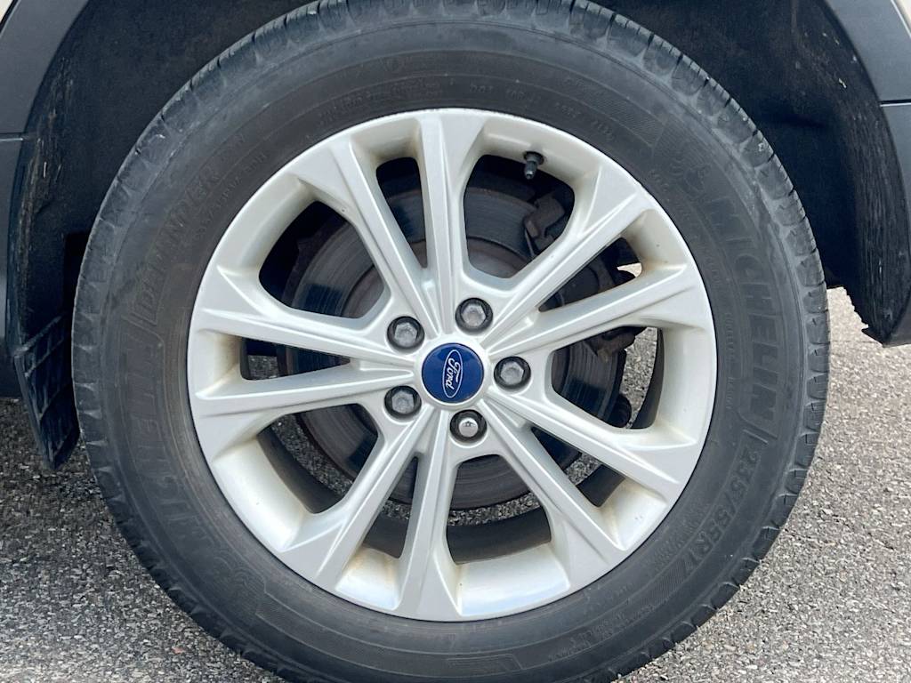Thumbnail: 2018 Ford Escape - 8