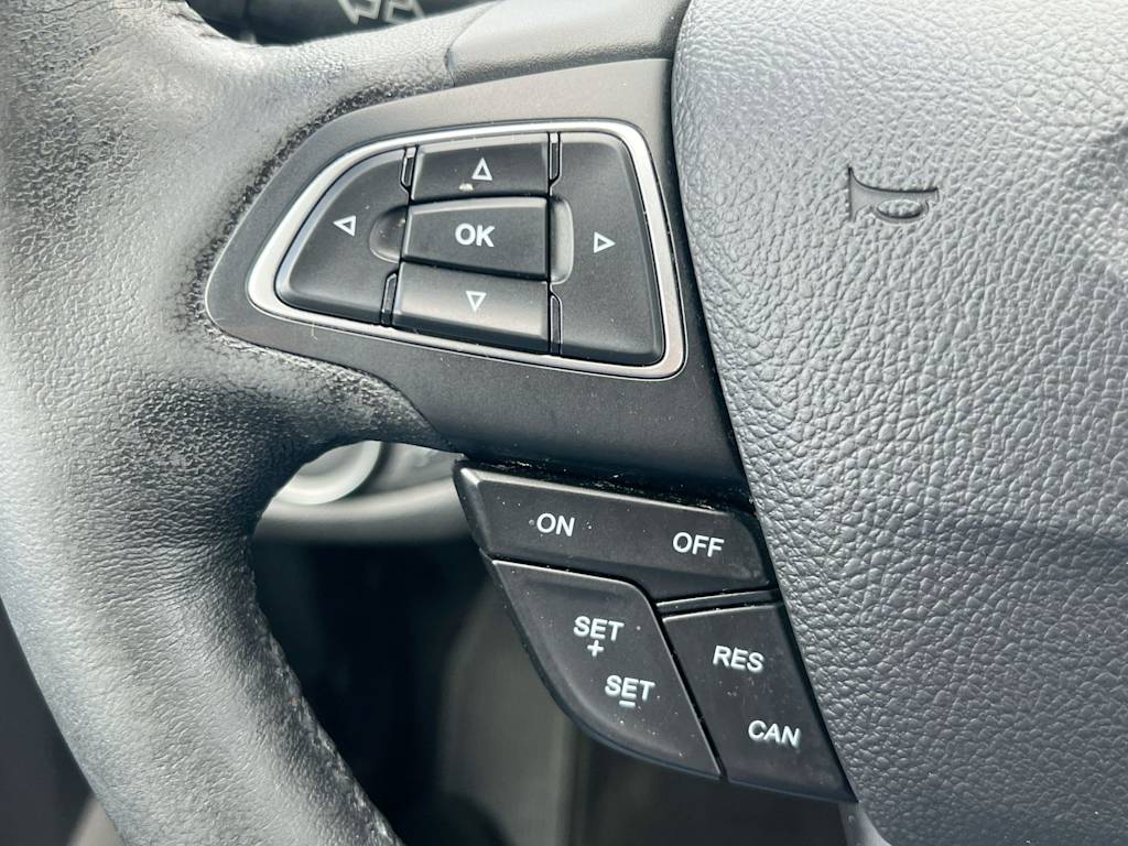 Thumbnail: 2018 Ford Escape - 29