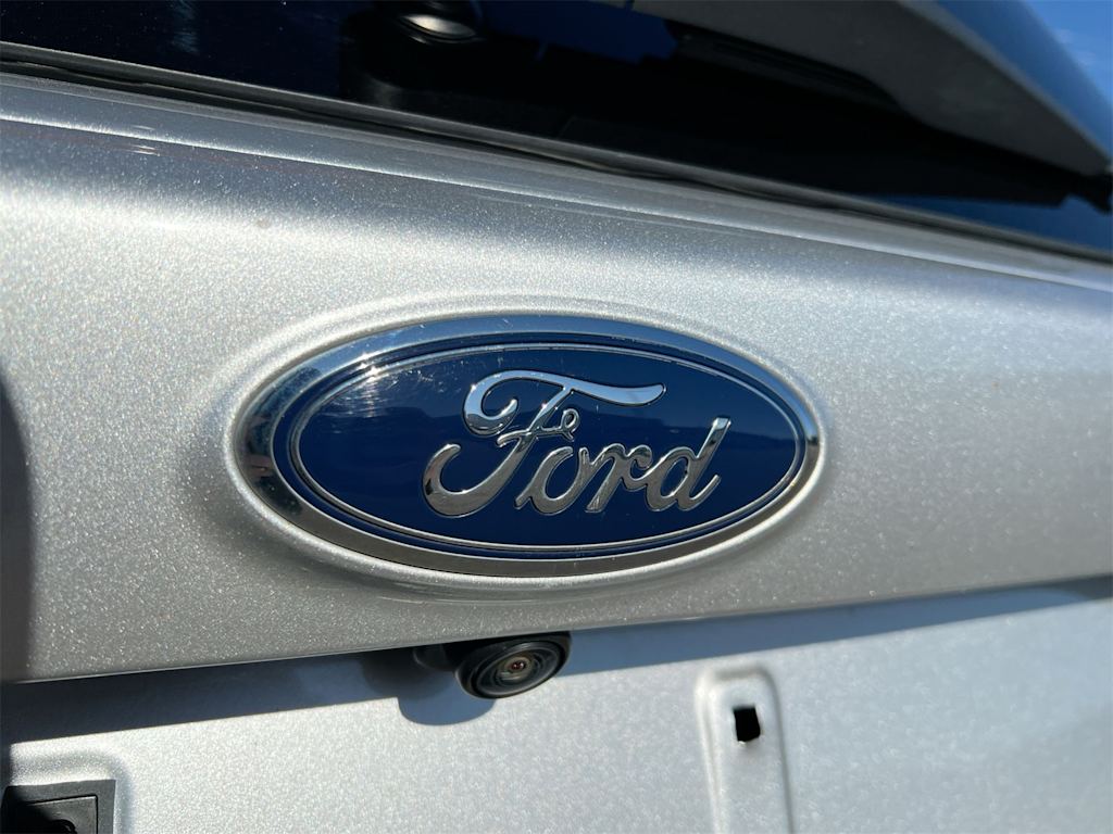 Thumbnail: 2019 Ford Escape - 6