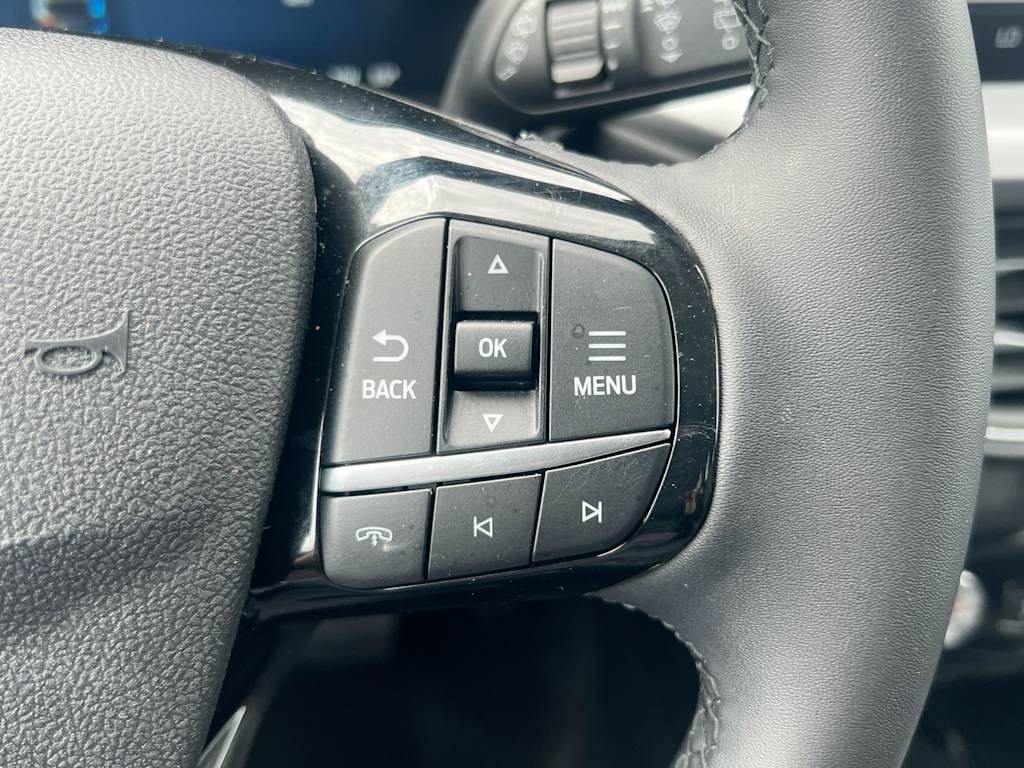 Thumbnail: 2023 Ford Escape - 29
