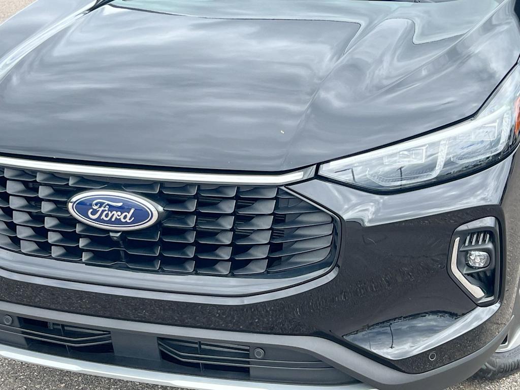 Thumbnail: 2023 Ford Escape - 22
