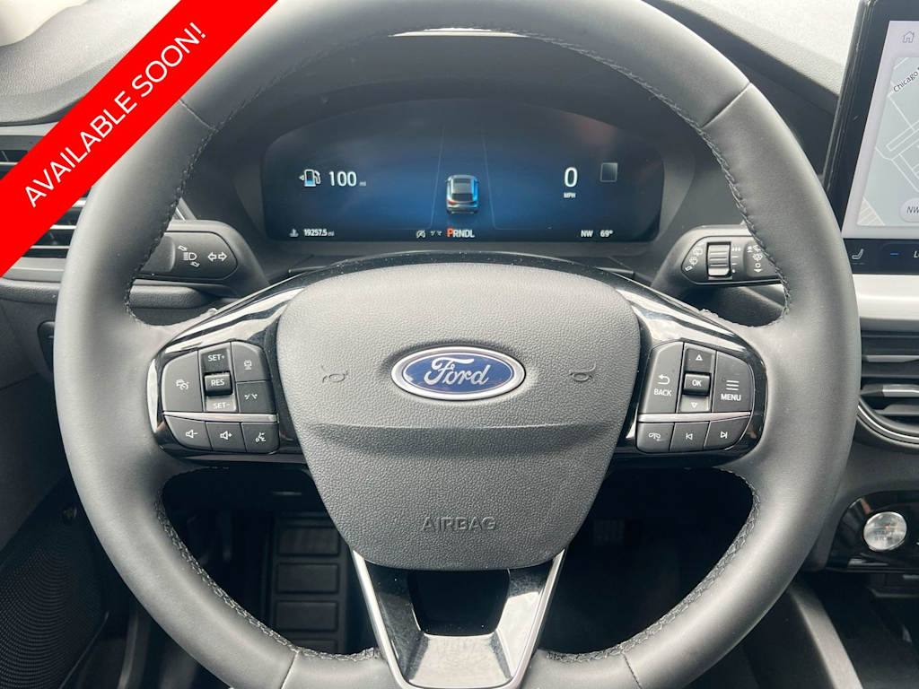 Thumbnail: 2023 Ford Escape - 9