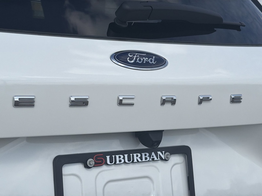 Thumbnail: 2024 Ford Escape - 23