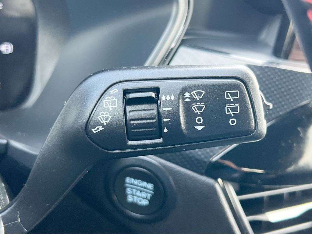Thumbnail: 2023 Ford Escape - 14