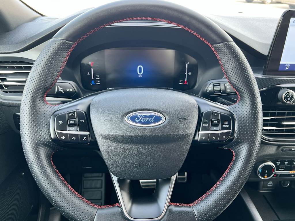 Thumbnail: 2023 Ford Escape - 9