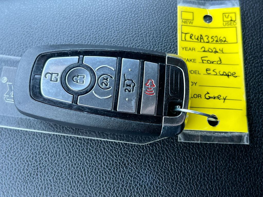 Thumbnail: 2024 Ford Escape - 36
