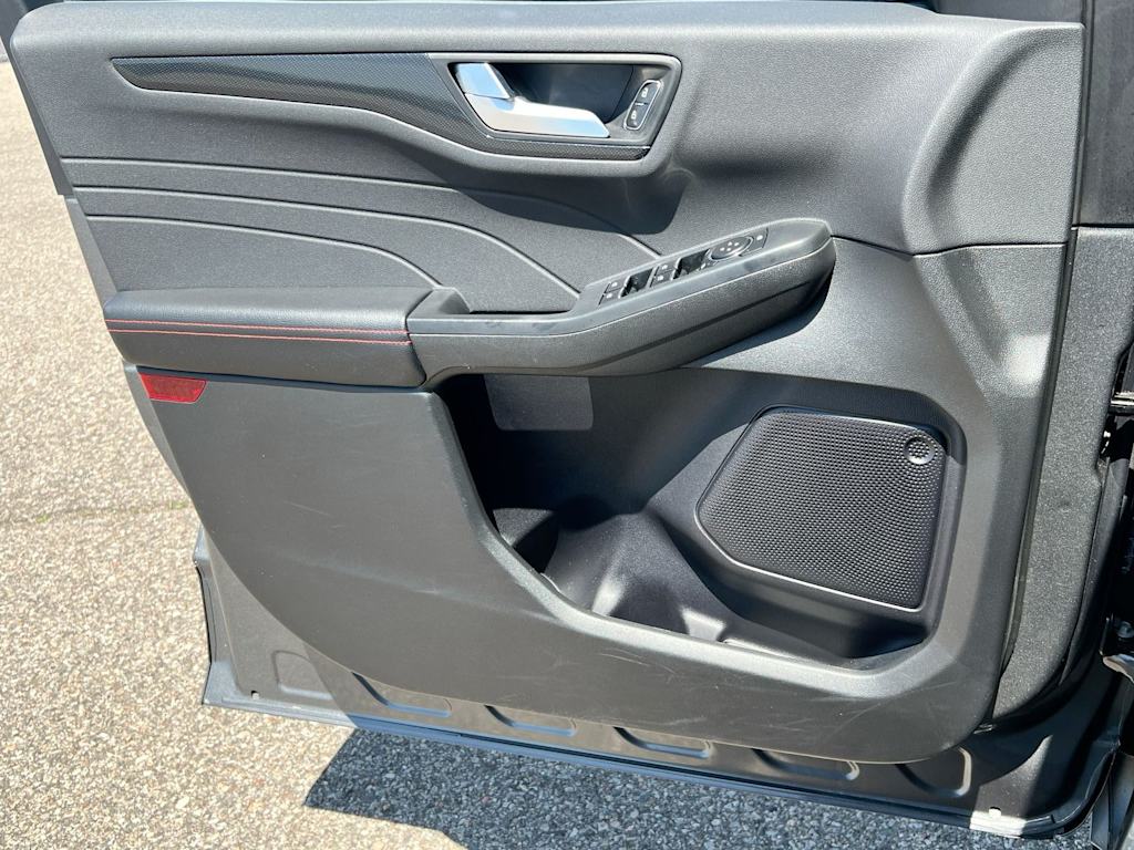 Thumbnail: 2024 Ford Escape - 33