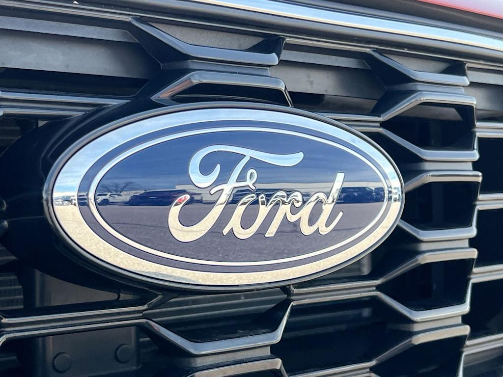 Thumbnail: 2024 Ford Escape - 21