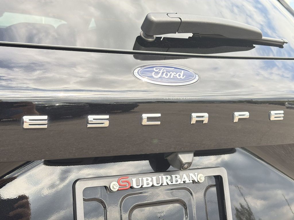 Thumbnail: 2023 Ford Escape - 23