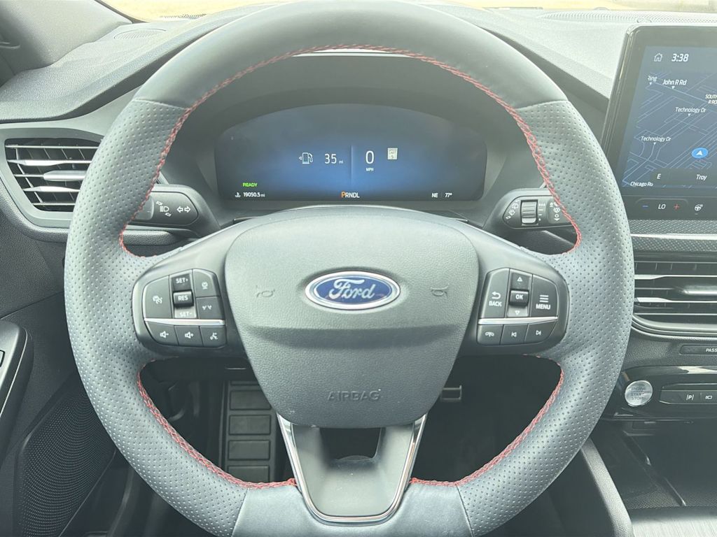 Thumbnail: 2023 Ford Escape - 9