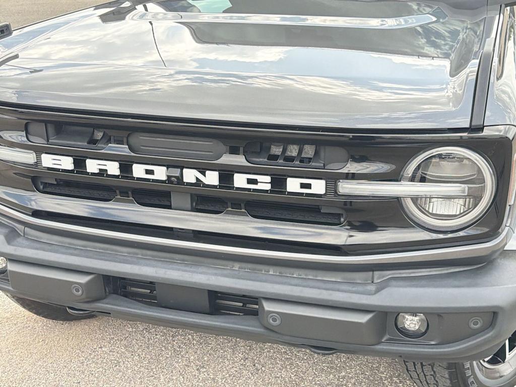Thumbnail: 2022 Ford Bronco - 7