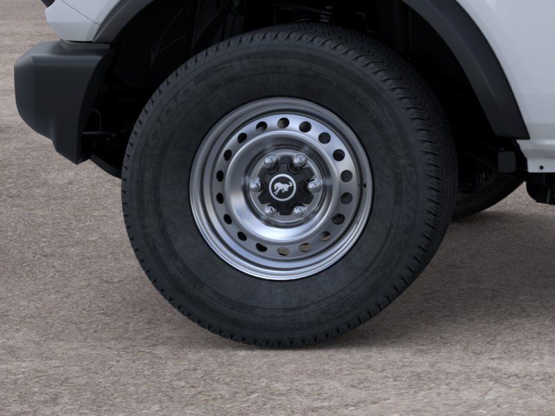 Thumbnail: 2026 Ford Bronco - 5